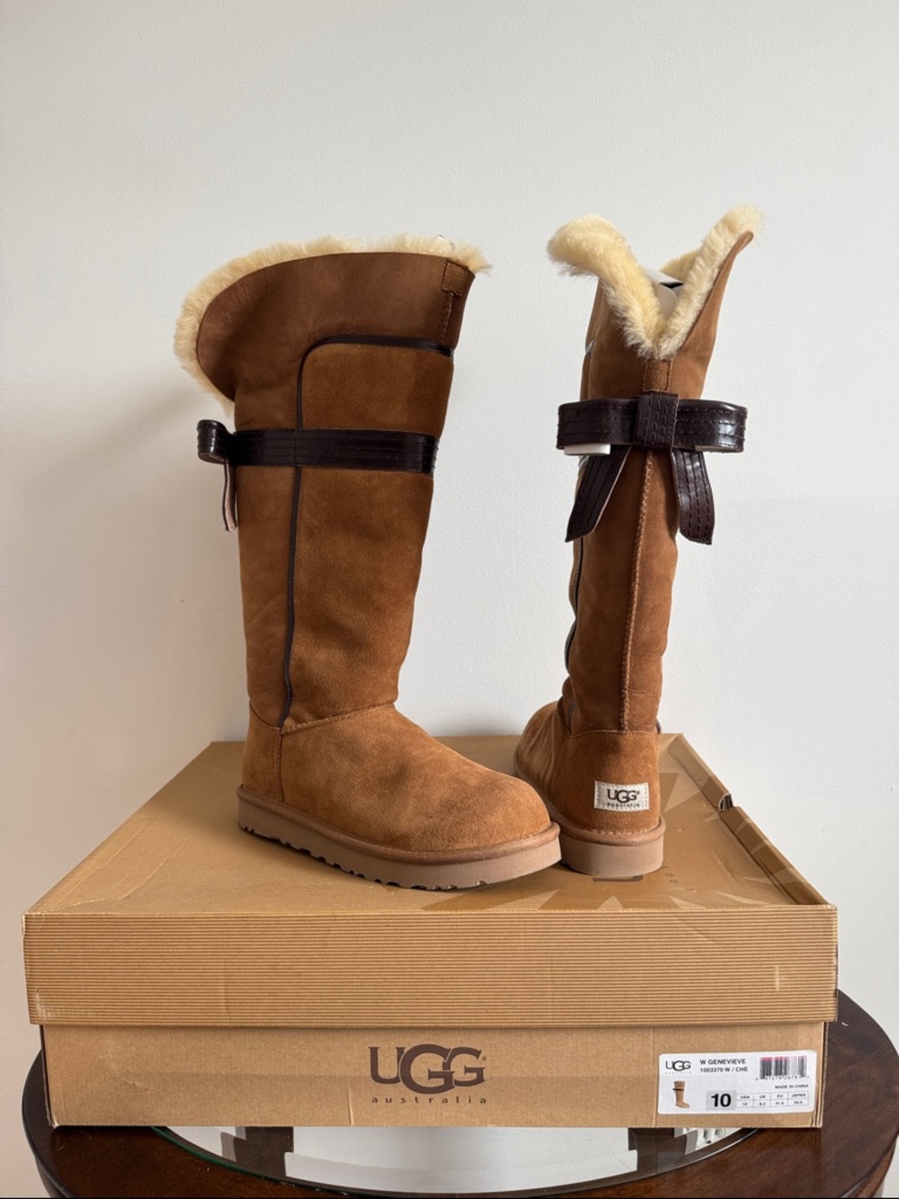 New UGG Australia Women’s Genevieve Boots in Chestnut